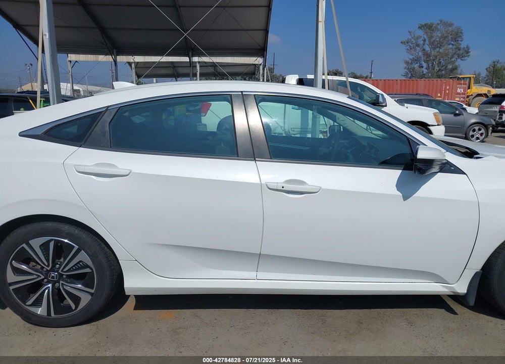 2017 HONDA CIVIC VIN: 2HGFC1F30HH654739