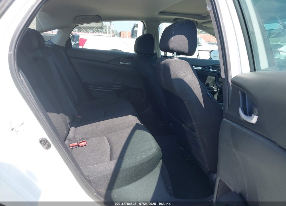 2017 HONDA CIVIC VIN: 2HGFC1F30HH654739