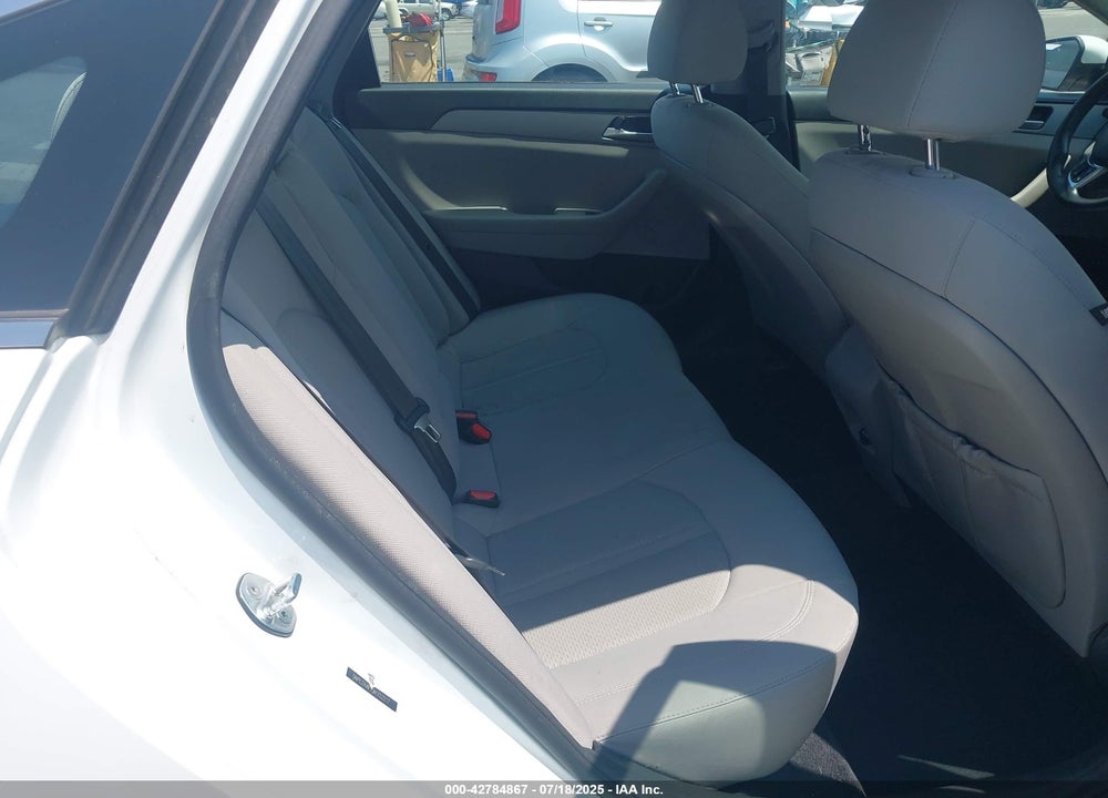 2018 HYUNDAI SONATA VIN: 5NPE24AF7JH702217