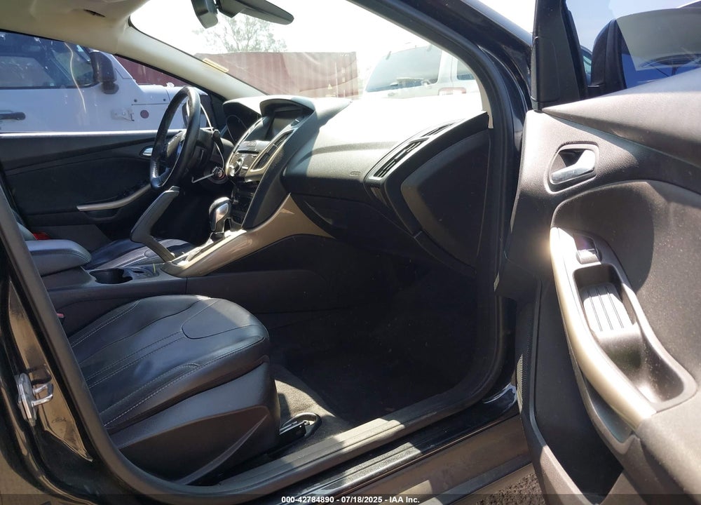 2012 FORD FOCUS VIN: 1FAHP3H25CL305072