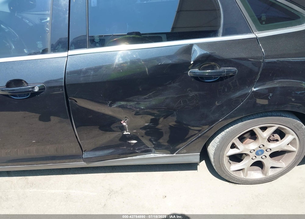 2012 FORD FOCUS VIN: 1FAHP3H25CL305072