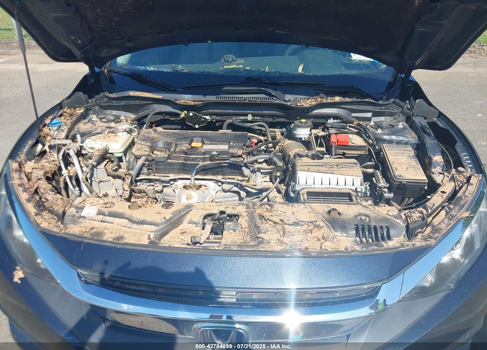 2018 HONDA CIVIC VIN: 2HGFC2F52JH520022