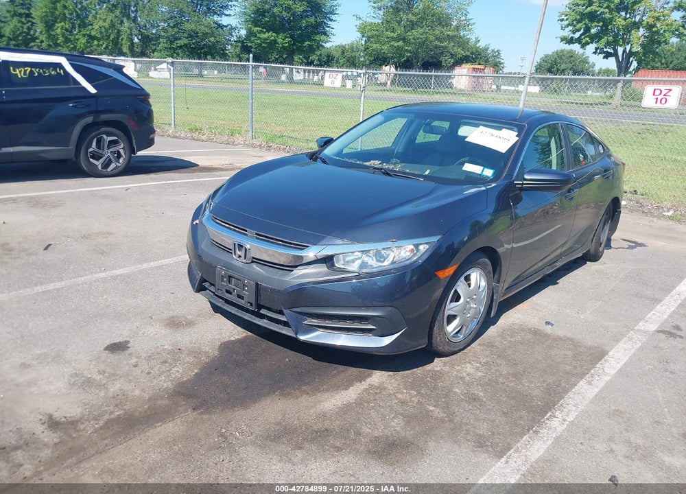 2018 HONDA CIVIC VIN: 2HGFC2F52JH520022