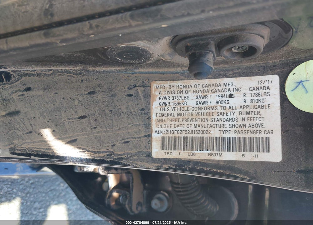 2018 HONDA CIVIC VIN: 2HGFC2F52JH520022