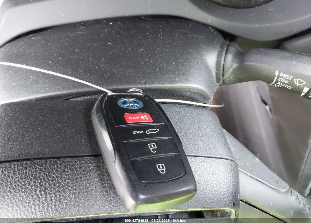 2021 TOYOTA VENZA VIN: JTEAAAAH2MJ037395