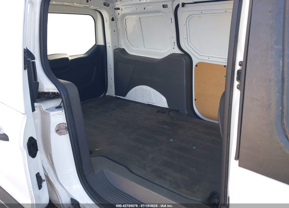2019 FORD TRANSIT CONNECT XL VIN: NM0LE7E21K1411595