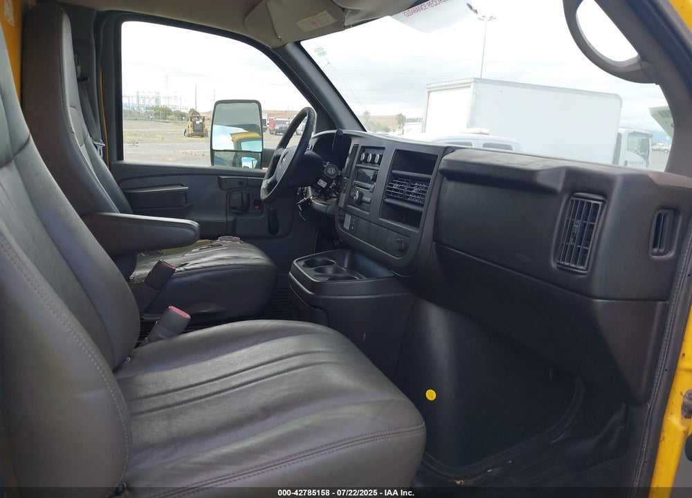 2011 GMC SAVANA CUTAWAY VIN: 1GD374CG7B1901593