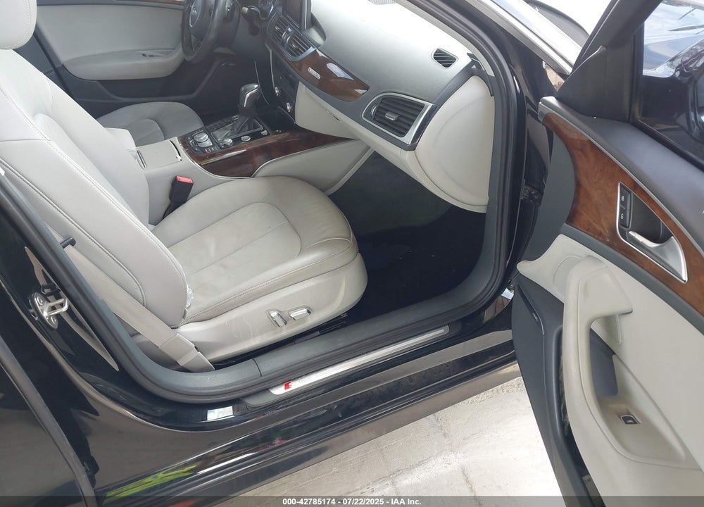 2017 AUDI A6 VIN: WAUG8AFC3HN038140
