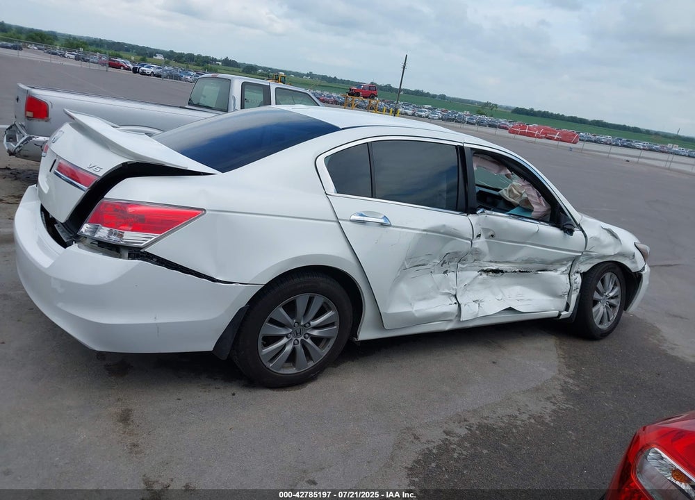 2012 HONDA ACCORD VIN: 1HGCP3F8XCA012650