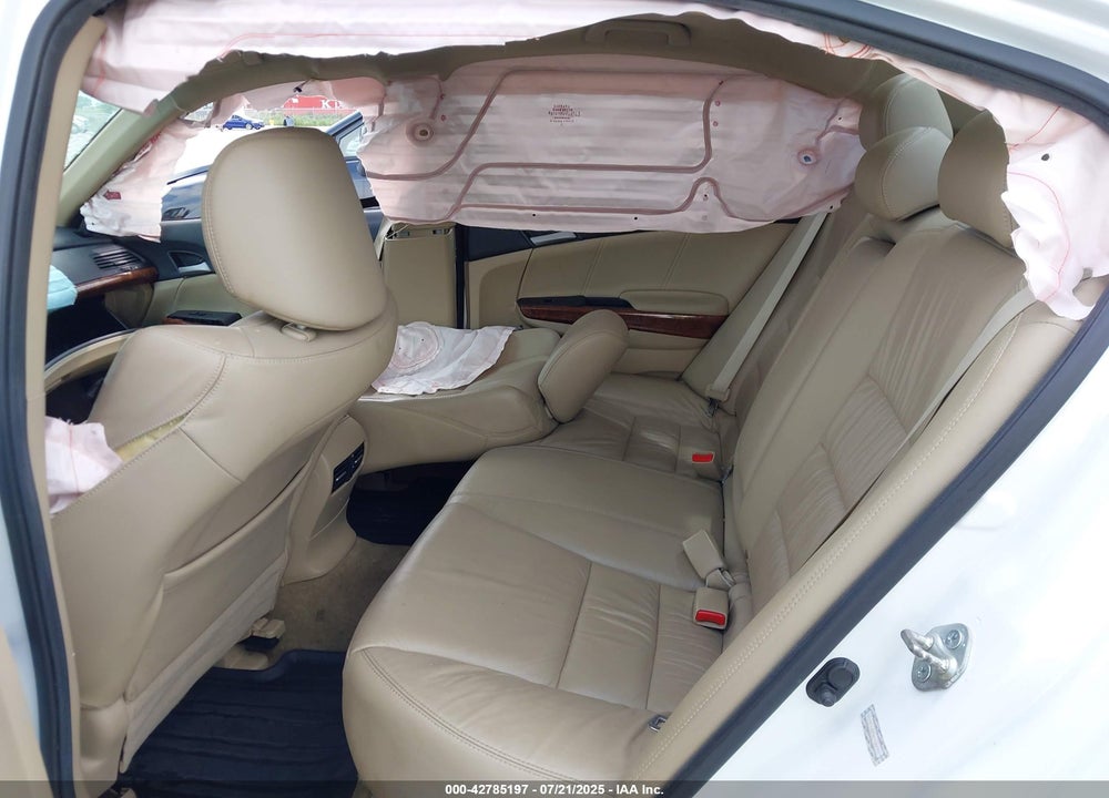2012 HONDA ACCORD VIN: 1HGCP3F8XCA012650