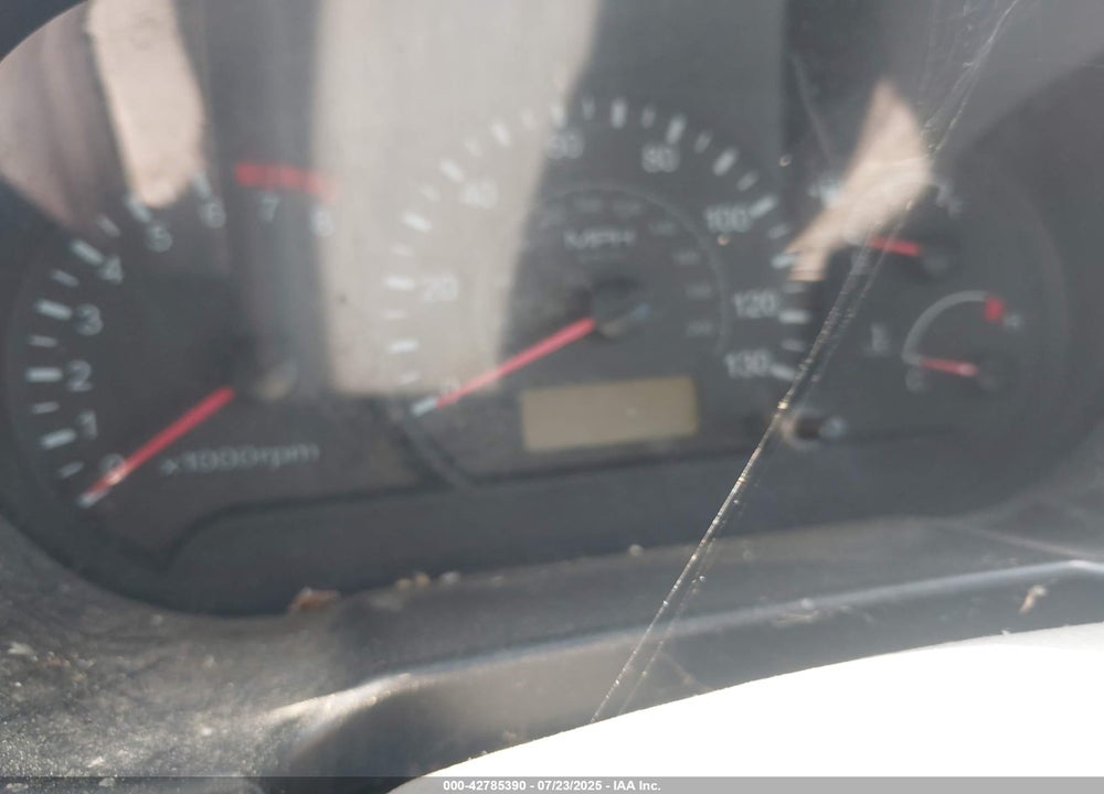 2005 HYUNDAI ACCENT GLS VIN: KMHCG45C65U667055