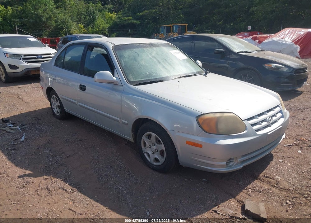 2005 HYUNDAI ACCENT GLS VIN: KMHCG45C65U667055