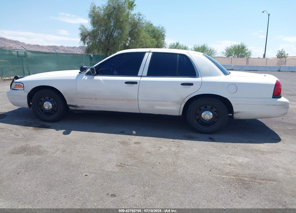 2008 FORD CROWN VICTORIA VIN: 2FAFP71V58X173251