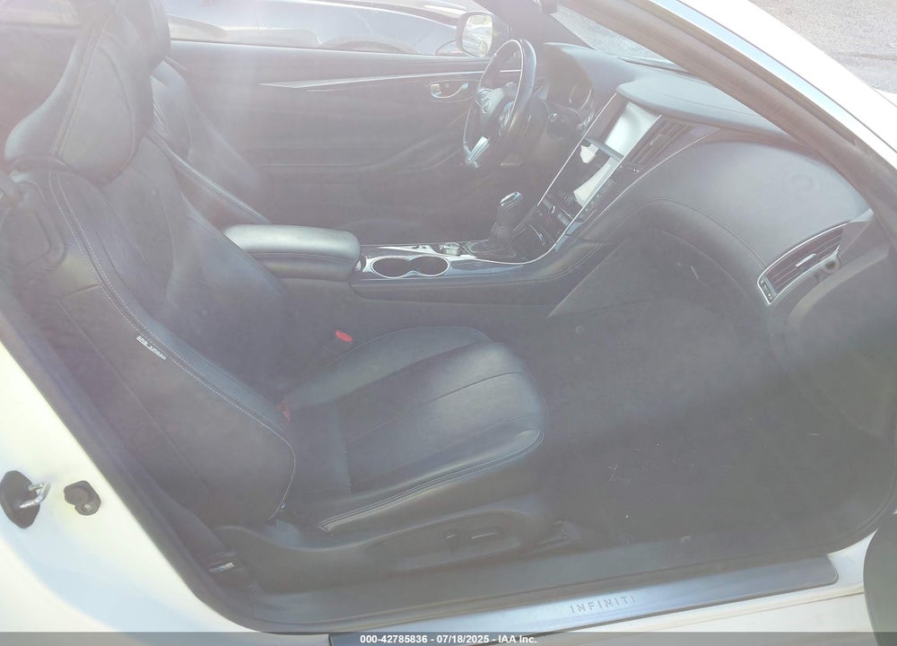 2018 INFINITI Q60 VIN: JN1FV7EL5JM631024