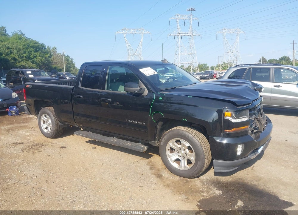 2017 CHEVROLET SILVERADO 1500 2LT VIN: 1GCVKREC7HZ268865
