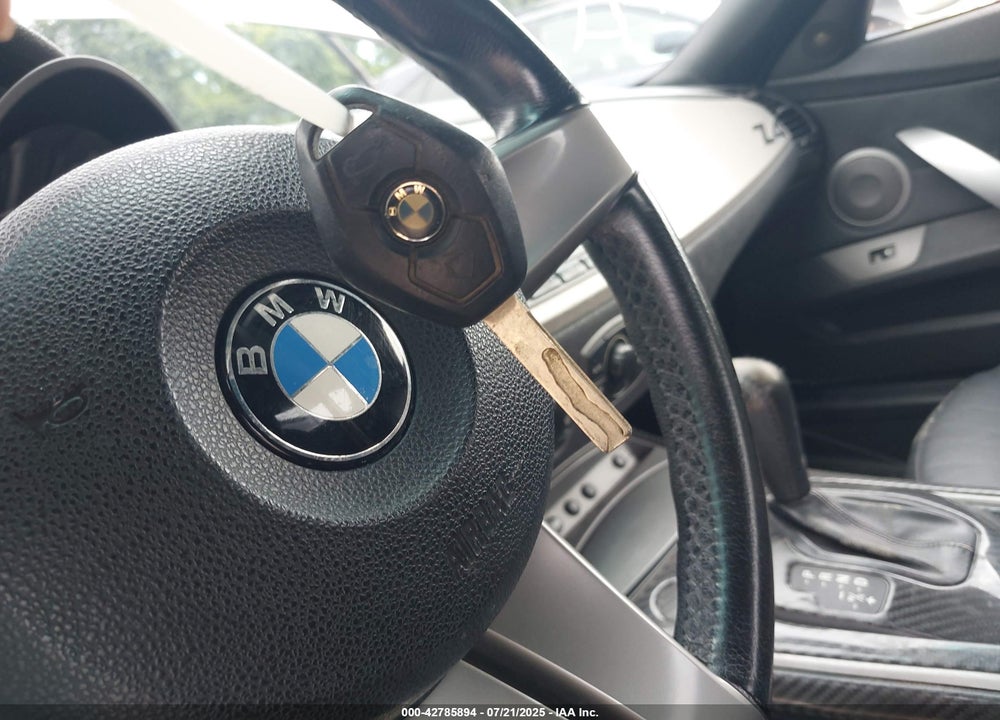 2003 BMW Z4 2.5I VIN: 4USBT334X3LS43344