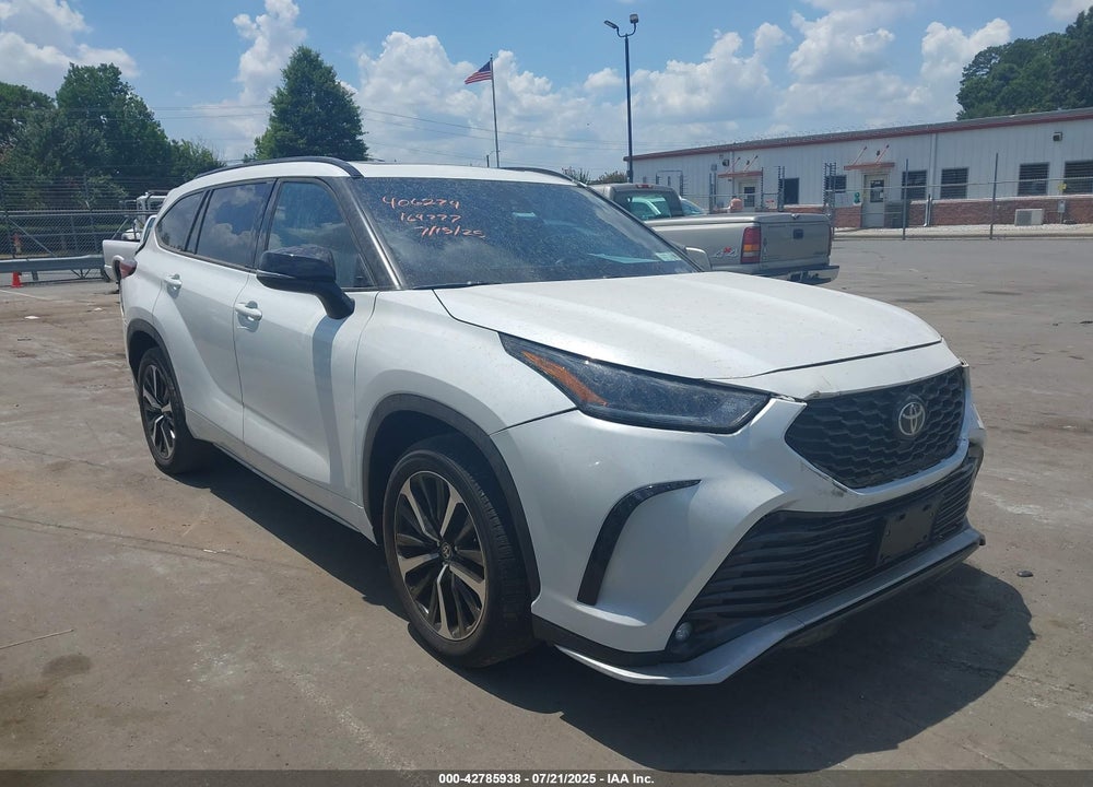 2022 TOYOTA HIGHLANDER XSE VIN: 5TDJZRBH6NS164777