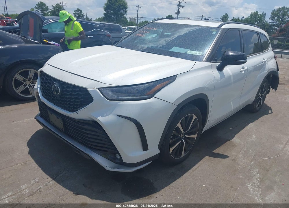 2022 TOYOTA HIGHLANDER XSE VIN: 5TDJZRBH6NS164777
