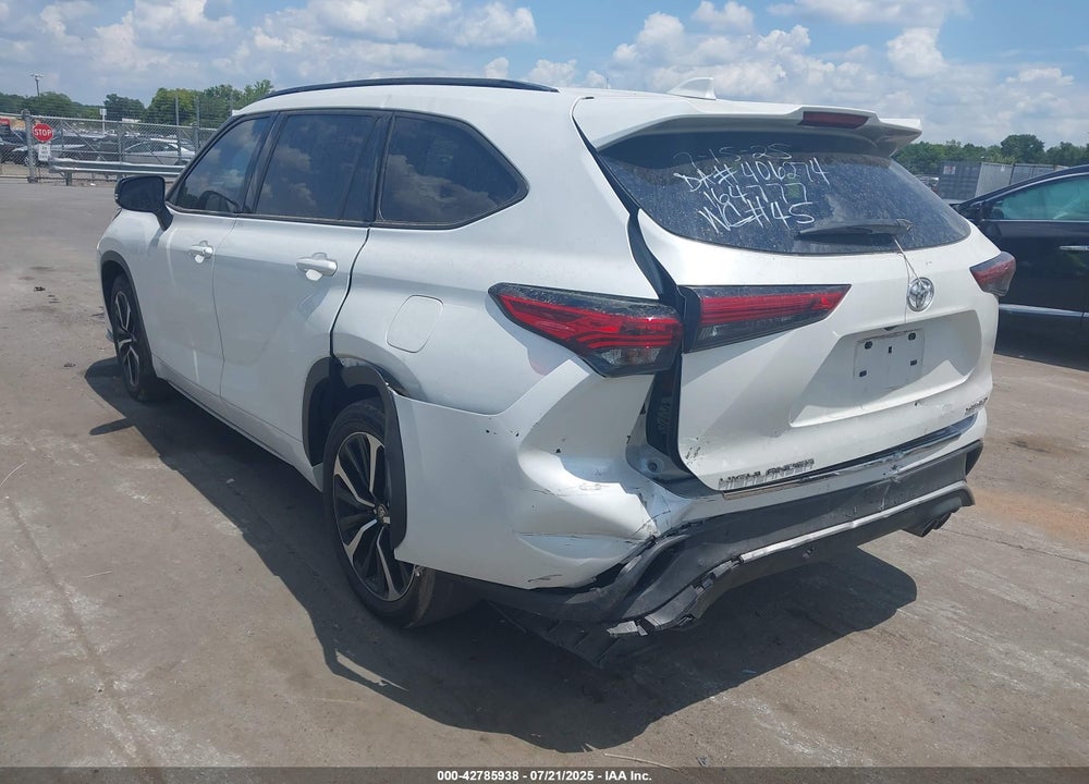 2022 TOYOTA HIGHLANDER XSE VIN: 5TDJZRBH6NS164777