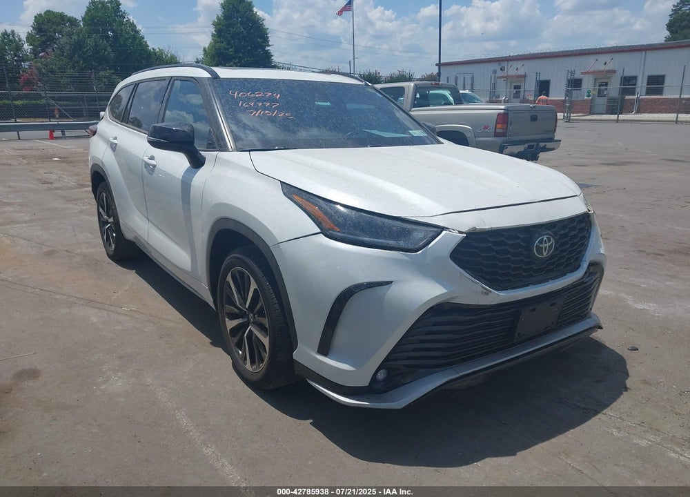 2022 TOYOTA HIGHLANDER XSE VIN: 5TDJZRBH6NS164777