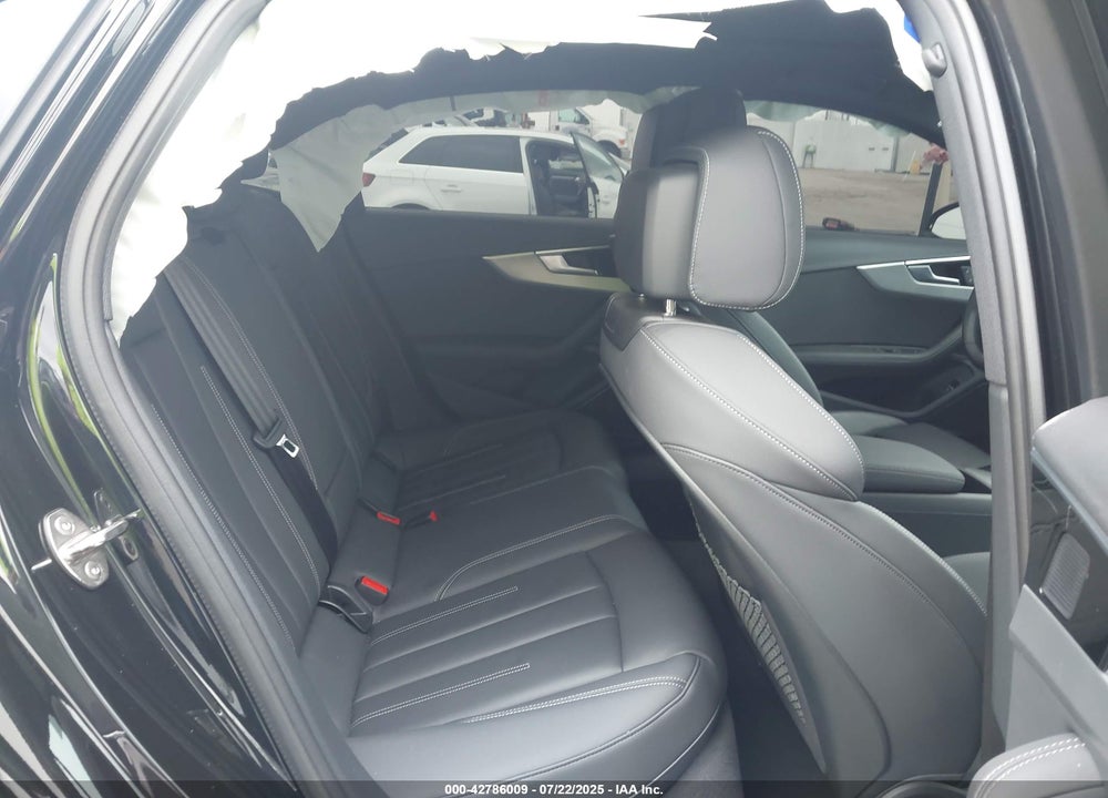 2024 AUDI A4 VIN: WAUEAAF43RN017021