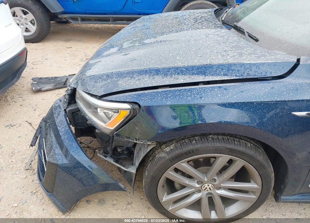2019 VOLKSWAGEN PASSAT VIN: 1VWMA7A35KC003720
