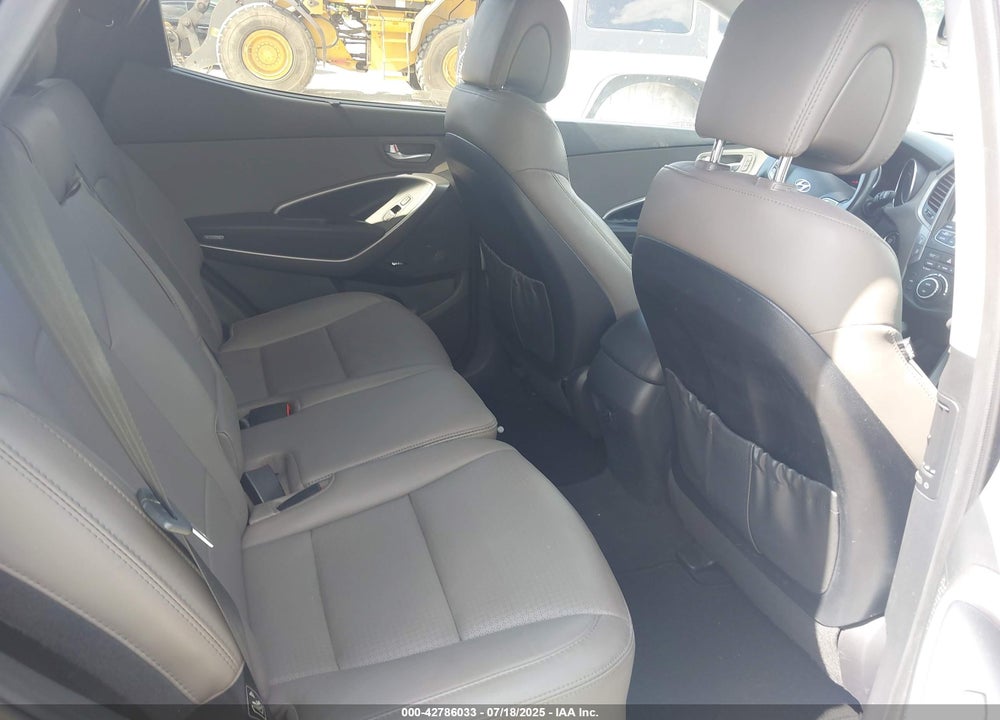 2016 HYUNDAI SANTA FE VIN: 5XYZW4LA2GG318255
