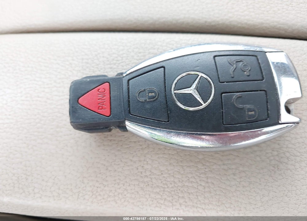 2010 MERCEDES-BENZ GLK-CLASS VIN: WDCGG8HB2AF486222