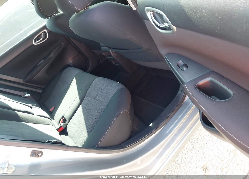 2014 NISSAN SENTRA VIN: 3N1AB7AP5EY261806