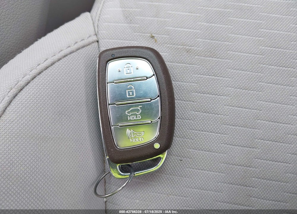 2020 HYUNDAI TUCSON VALUE VIN: KM8J3CA42LU136377