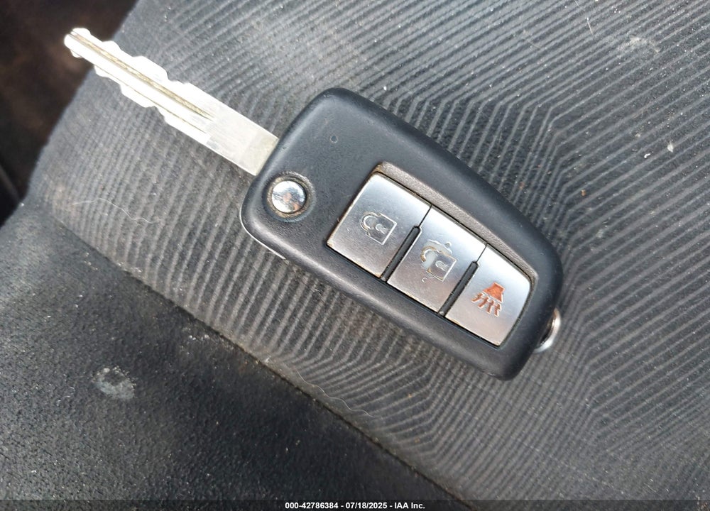 2015 NISSAN ROGUE VIN: 5N1AT2MT9FC771636
