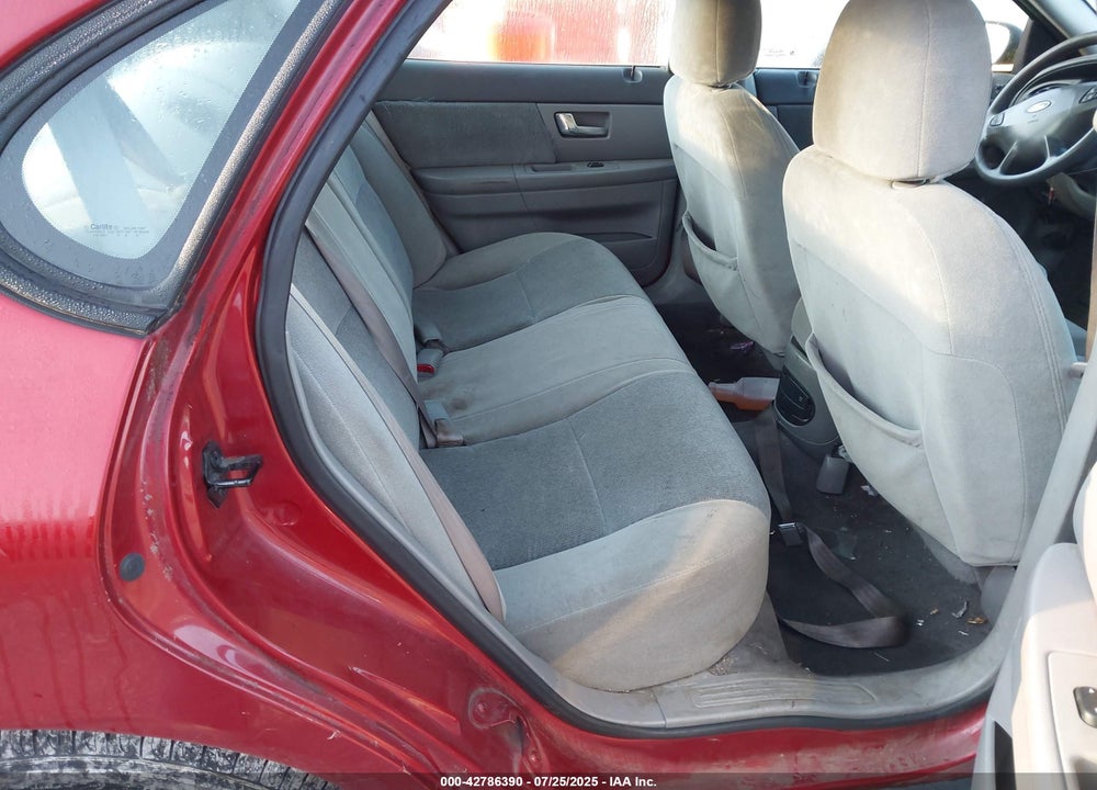 2001 FORD TAURUS SE VIN: 1FAFP53U61A161066