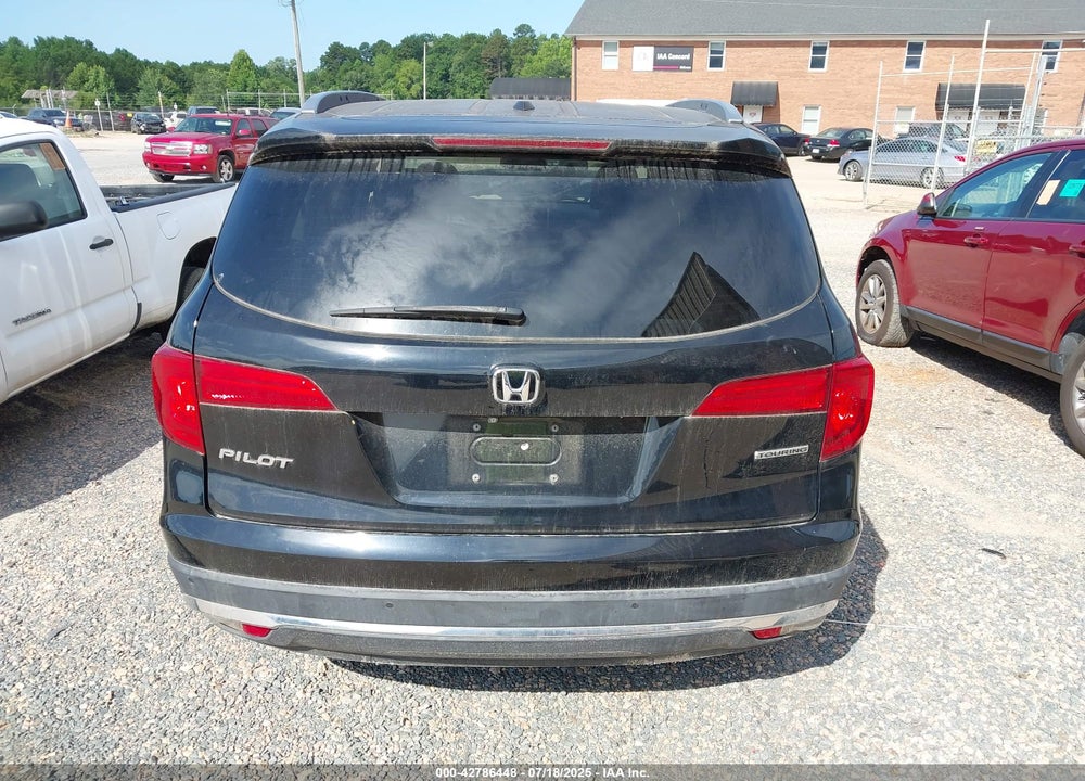 2017 HONDA PILOT VIN: 5FNYF5H91HB038268