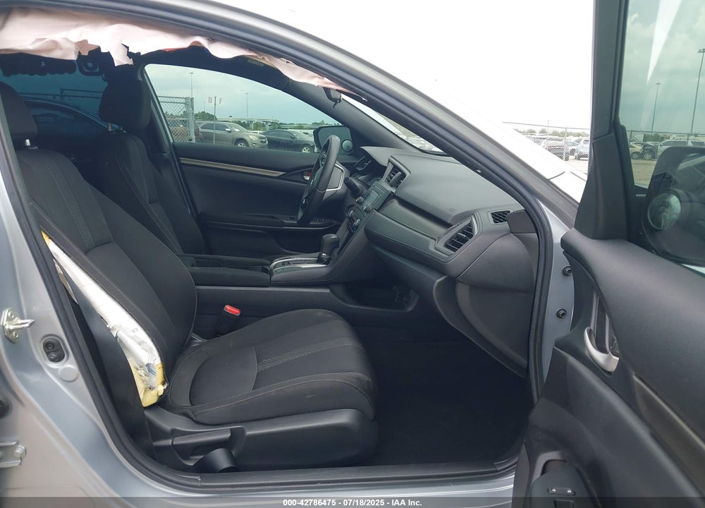 2019 HONDA CIVIC LX VIN: SHHFK7H30KU218213