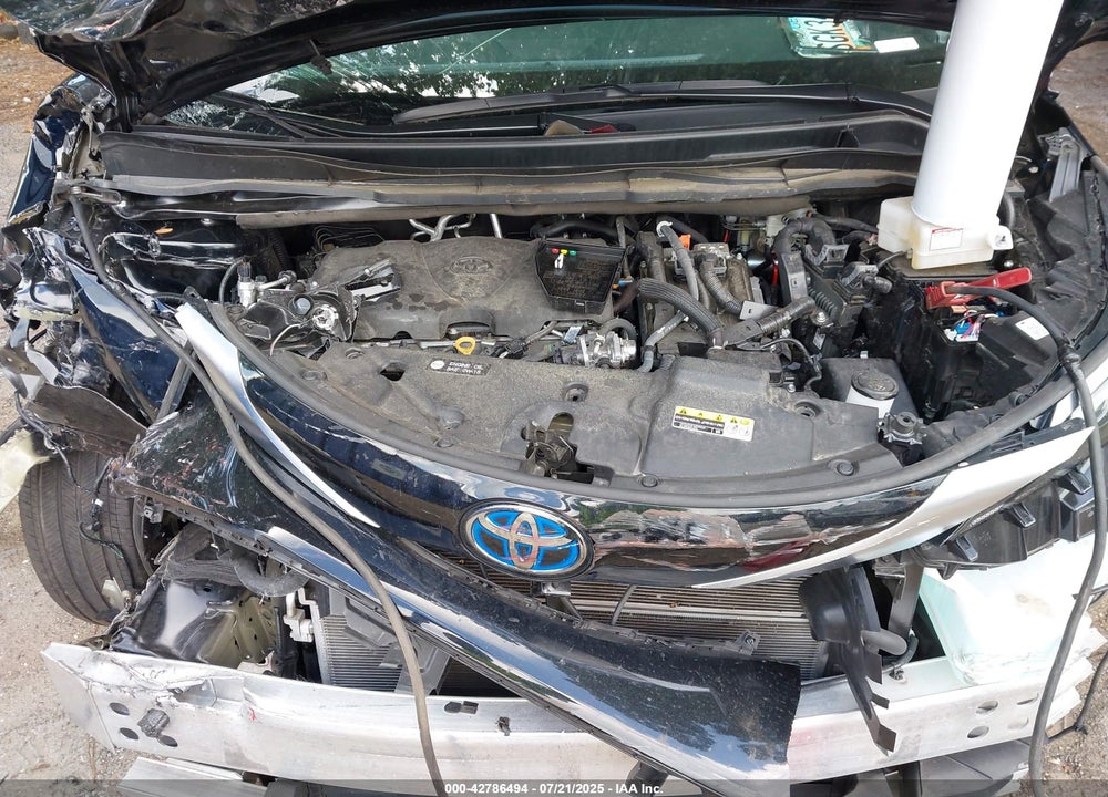 2024 TOYOTA SIENNA XSE VIN: 5TDXRKEC7RS204551