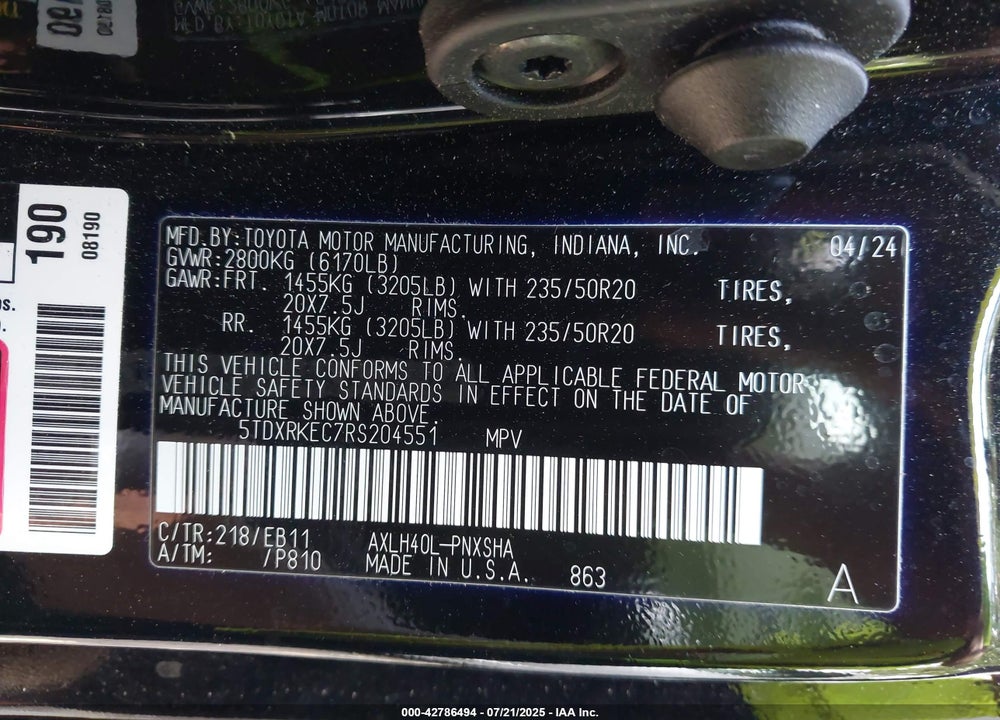 2024 TOYOTA SIENNA XSE VIN: 5TDXRKEC7RS204551