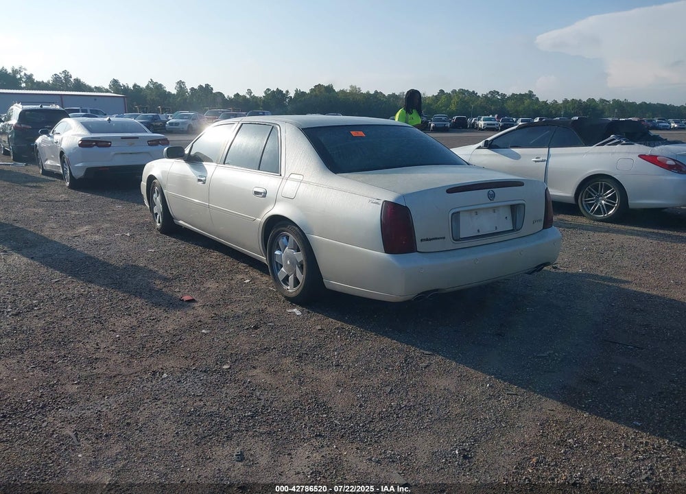 2000 CADILLAC DEVILLE DTS VIN: 1G6KF5790YU332178