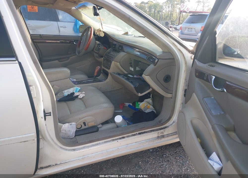 2000 CADILLAC DEVILLE DTS VIN: 1G6KF5790YU332178