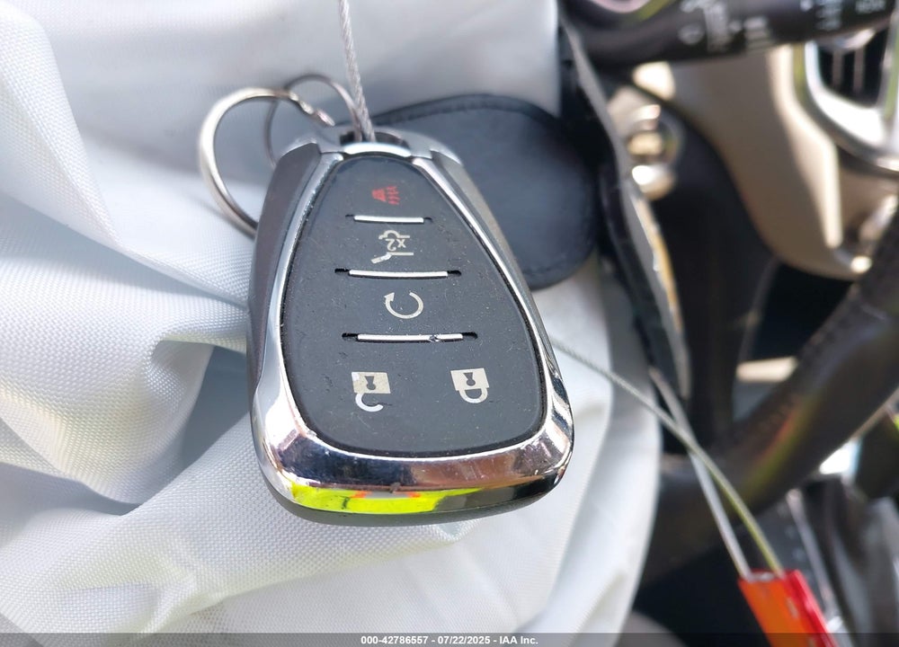 2019 CHEVROLET EQUINOX VIN: 2GNAXUEV2K6101683