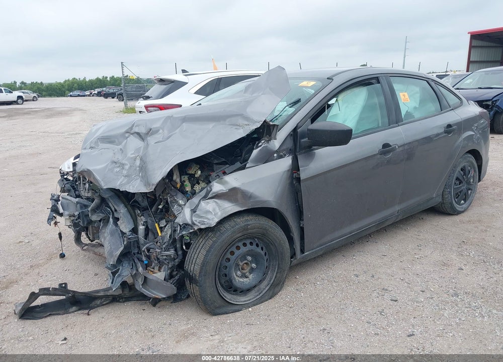 2014 FORD FOCUS VIN: 1FADP3E24EL302119