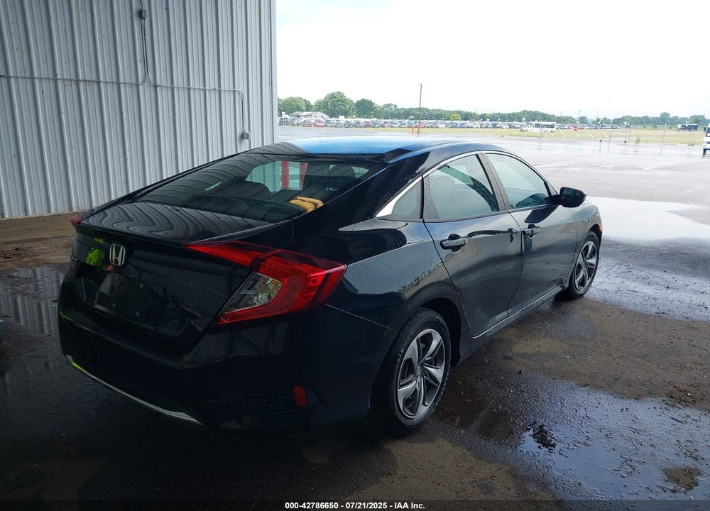 2019 HONDA CIVIC LX VIN: 2HGFC2F66KH581514