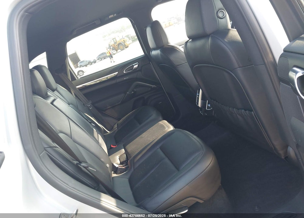 2014 PORSCHE CAYENNE VIN: WP1AA2A28ELA07344
