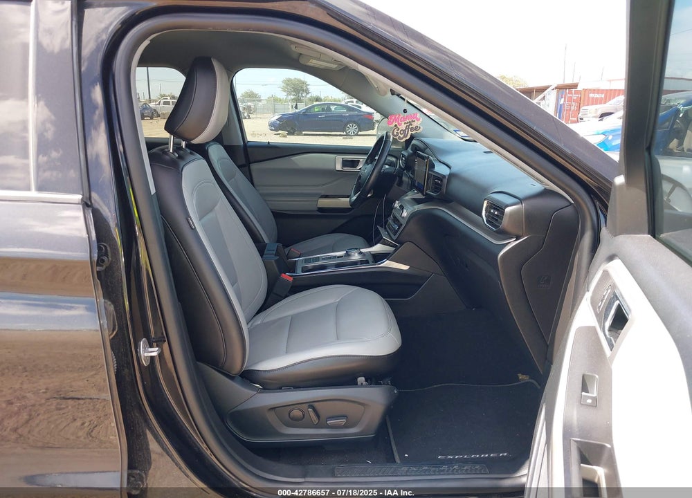 2021 FORD EXPLORER VIN: 1FMSK7DH8MGC49943
