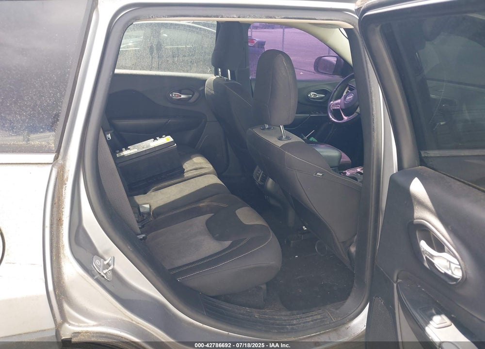 2014 JEEP CHEROKEE VIN: 1C4PJMCBXEW187347