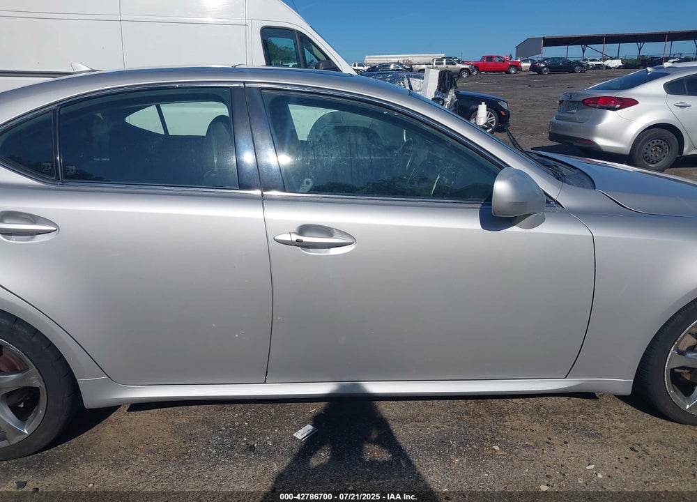 2007 LEXUS IS 250 VIN: JTHBK262672024677