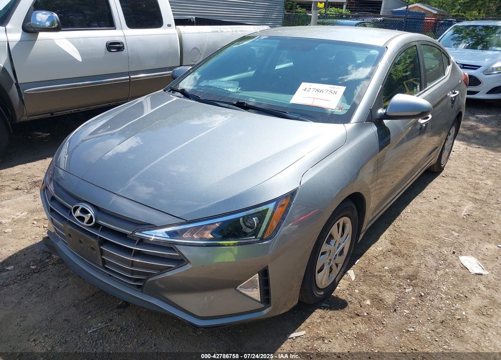 2019 HYUNDAI ELANTRA VIN: KMHD74LF8KU779580