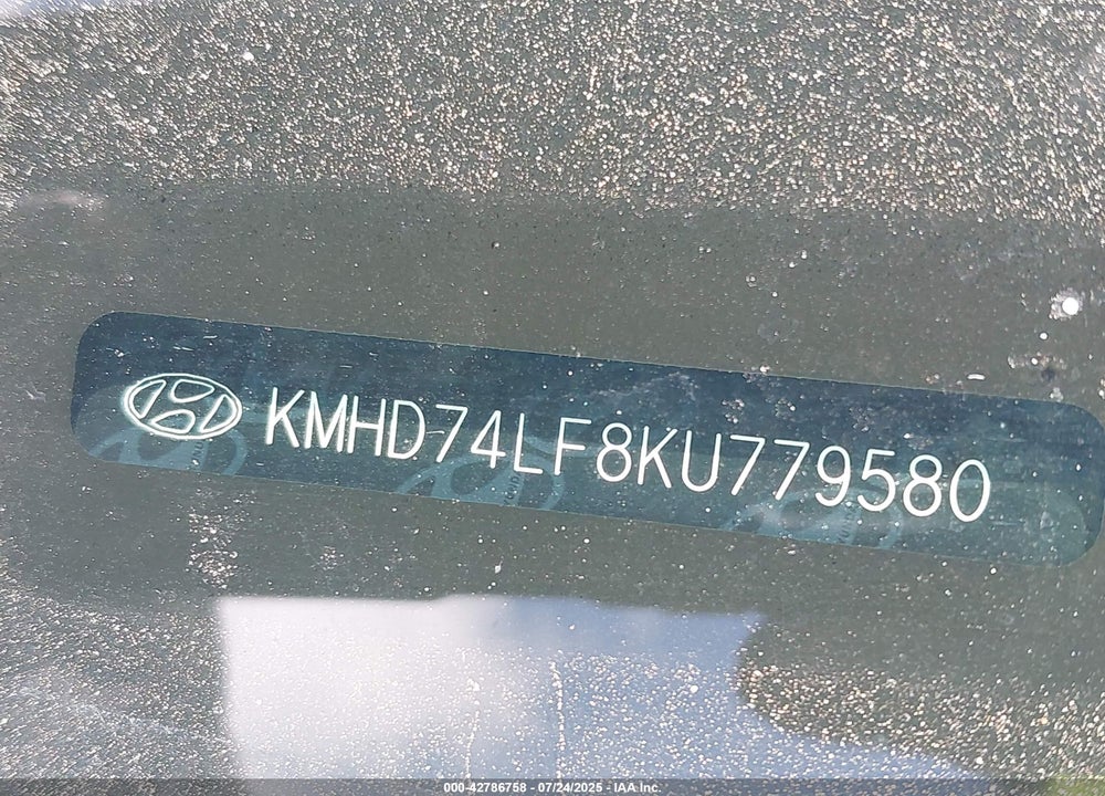 2019 HYUNDAI ELANTRA VIN: KMHD74LF8KU779580