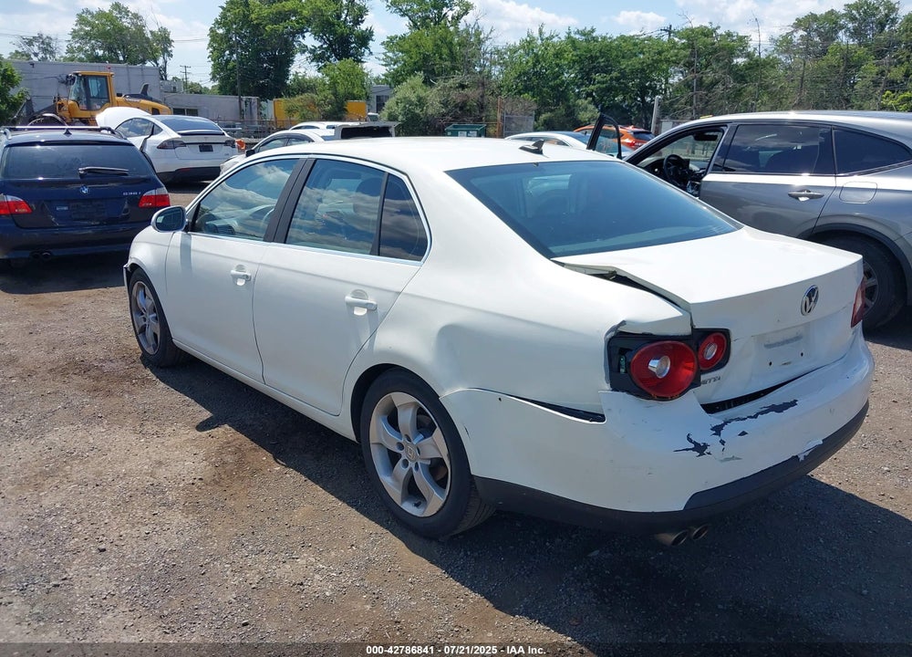 2008 VOLKSWAGEN JETTA SE/SEL VIN: 3VWRZ71KX8M012247