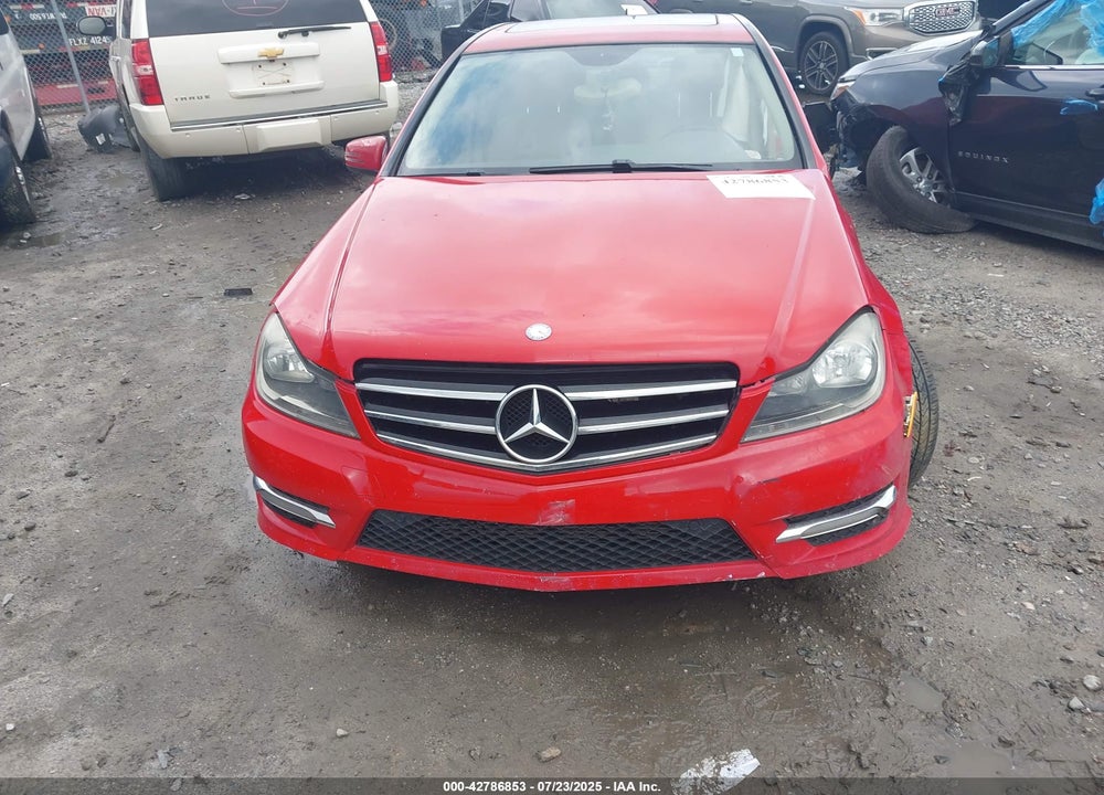 2014 MERCEDES-BENZ C 250 LUXURY/SPORT VIN: WDDGF4HB1EA950840