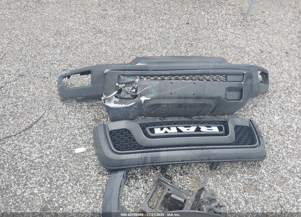 2022 RAM 1500 VIN: 1C6RR7GG7NS148898